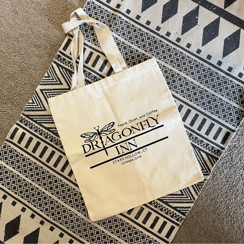 ✨ NWOT Gilmore Girls Dragonfly Inn Stars Hollow Tote Bag - Brand New, Never Used